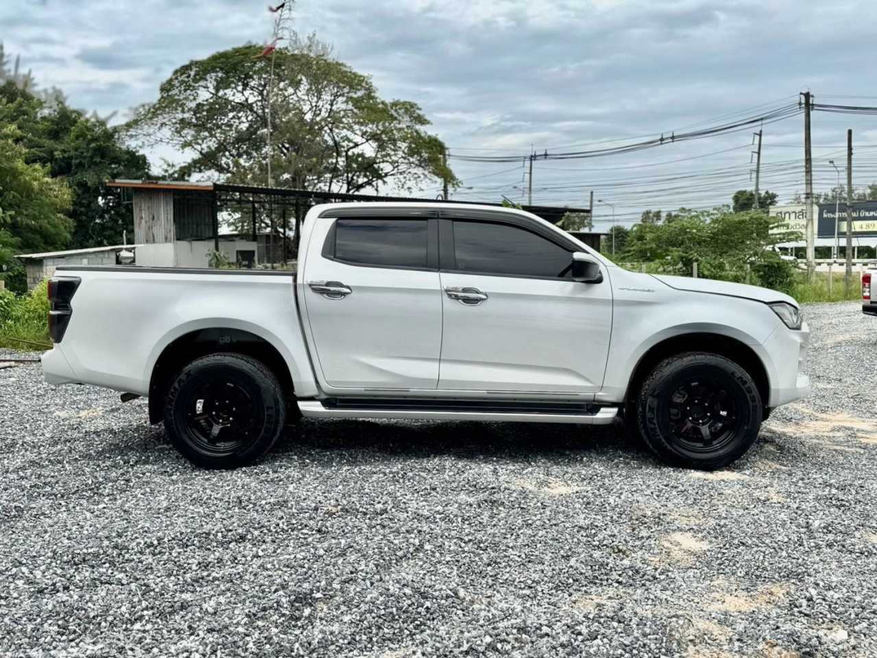 Isuzu All-New D-Max 4 ประตู ตัวสูง 2021